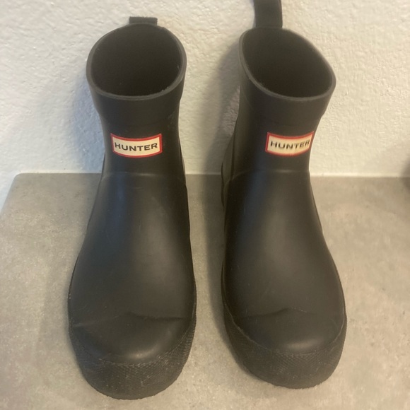 Hunter Short Boot - Picture 1 of 9